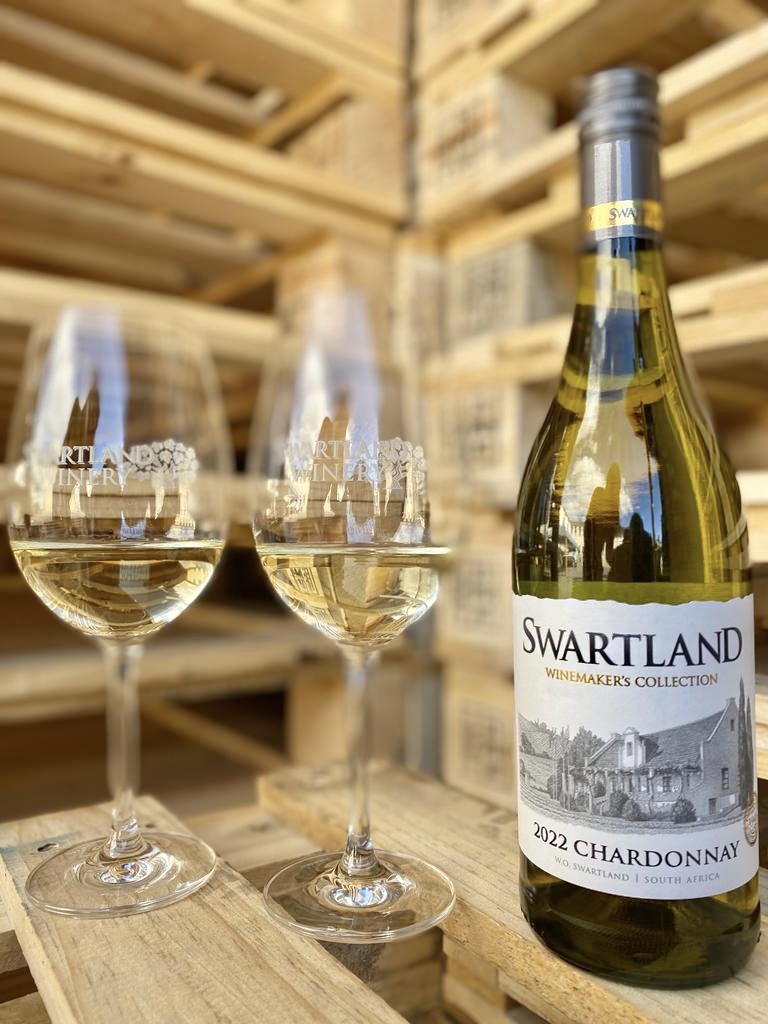 SwartlandW's tweet photo. Chardon-heyyyy! It's international #ChardonnayDay on Thursday and we are getting an early start on the celebrations.

Sip on #Swartland #WinemakersCollection Chardonnay along with us! Order online at https://t.co/aopFx4VMeb - we offer FREE delivery anywhere in South Africa. https://t.co/BZ8v4YGyzv