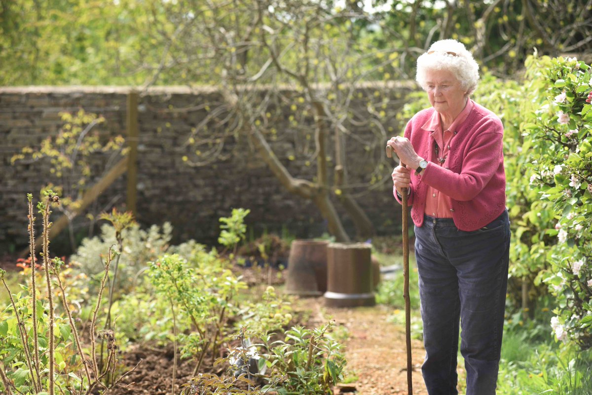 When 80-year-old Iona Birchall moved into a new house outside Cirencester at the start of this year, she was determined that the garden should reflect Psalm 23. 𝙍𝙚𝙖𝙙 𝙄𝙤𝙣𝙖'𝙨 𝙨𝙩𝙤𝙧𝙮:
bddy.me/39NyWS0
---
#Psalm23Garden #Psalm23 #Gardening