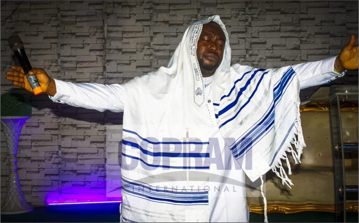 PUzoyare's tweet photo. An altar is a platform or airport where spirits dwell.
To deal with negative altars you must be a spirit man.
#SundayPropheticLiveService
#ProphetAustineUI #mercyland #copram #prophetaustineuzoyare https://t.co/3d4BqtE9PB