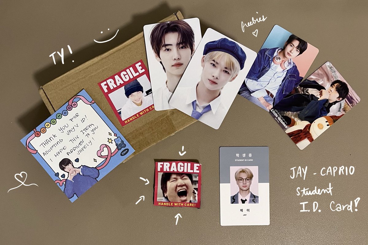 Katie99_ph's tweet photo. Jay with friends is home ๐ ang cute nung fragile stickers ๐ safe na safe silang lahat hehe thank you! @avls___ #avlsfeedbacks
- #TOK99PH https://t.co/drAyLQZt8X