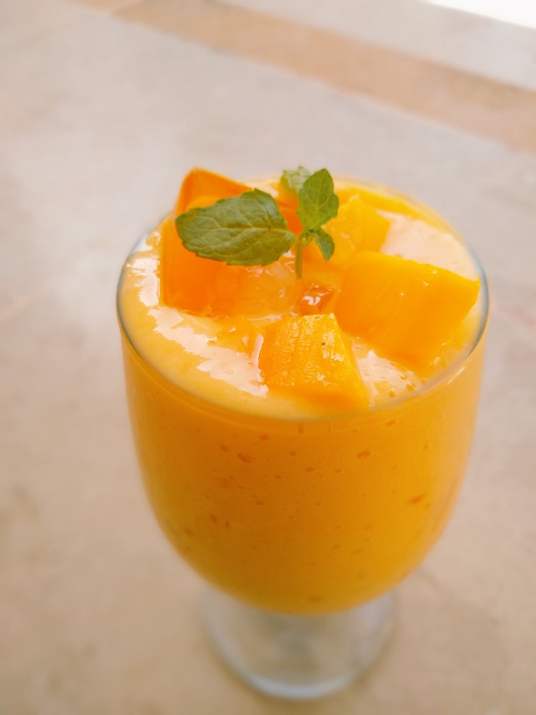 GratudiTuchi's tweet photo. First attempt of Mango tapioca. The most yummlisious ever!😋💛🥭🍹 https://t.co/3nicOnQHEb