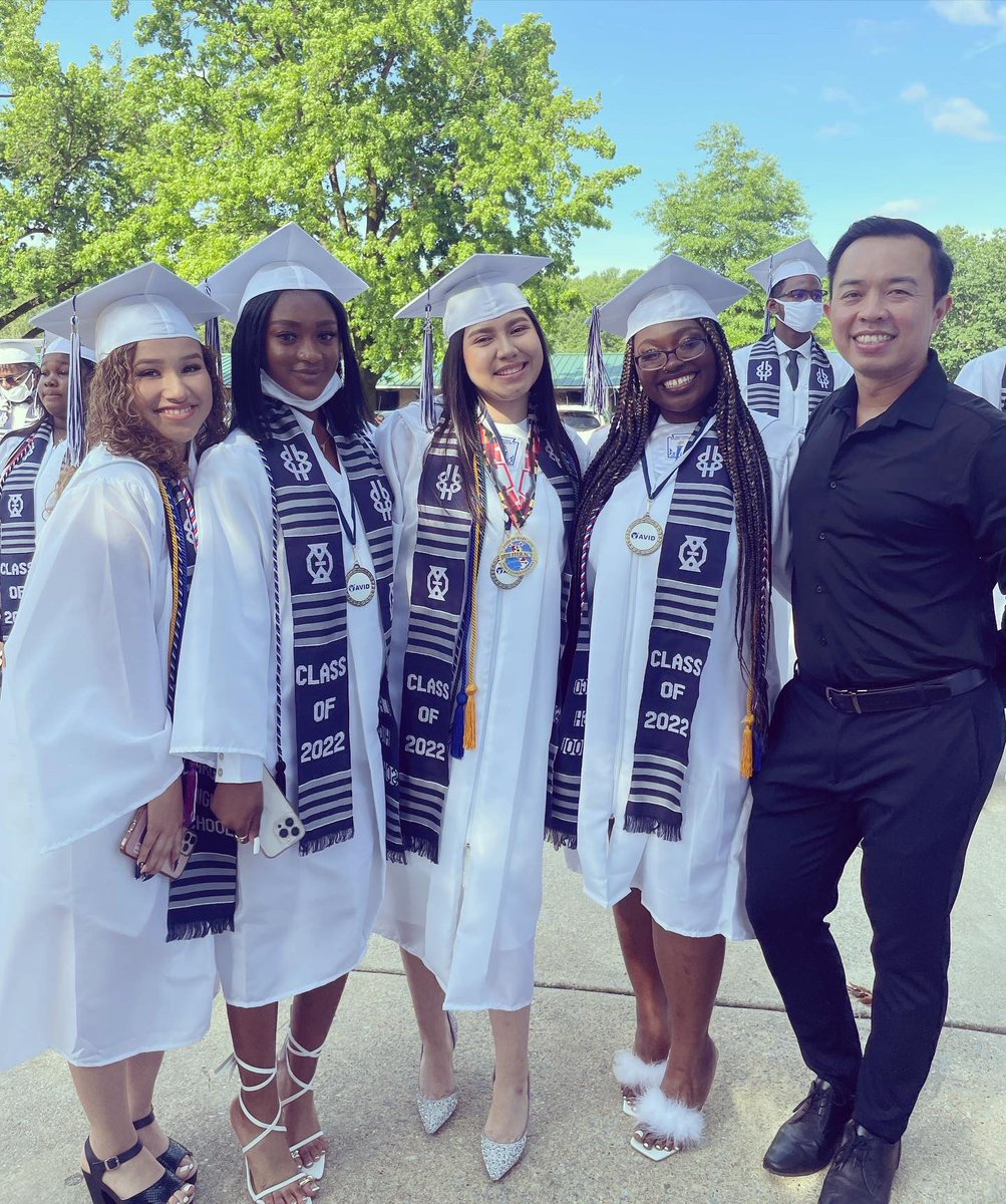 teach2dfuture's tweet photo. Congratulations to my  @AVIDLARGOHS Senior Scholars on your graduation today. I’m so proud of your achievements and can’t wait to hear your college stories. @LargoLionsHS @AVID_MASSVI @AVID4College @PGCPSAdvancedP1 @ShermanEllegood @pgcps #graduation2022 #PGCPSPROUD #Classof2022 https://t.co/ptK1WahXBq