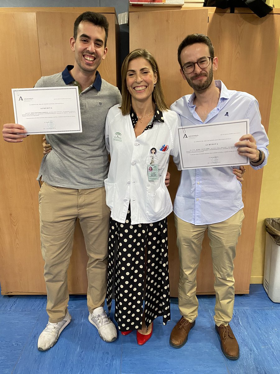 Ana Cáceres (@anacaceval) on Twitter photo No puedo estar más orgullosa de vosotros, queridos residentes míos y ya compañeros adjuntos. Enhorabuena !!!!! <a href="/RadiologiaValme/">Radiología Hospital Universitario Virgen de Valme</a> <a href="/AGSSurSevilla/">AGS Sur de Sevilla</a> No puedo estar más orgullosa de vosotros, queridos residentes míos y ya compañeros adjuntos. Enhorabuena !!!!! <a href="/RadiologiaValme/">Radiología Hospital Universitario Virgen de Valme</a> <a href="/AGSSurSevilla/">AGS Sur de Sevilla</a>