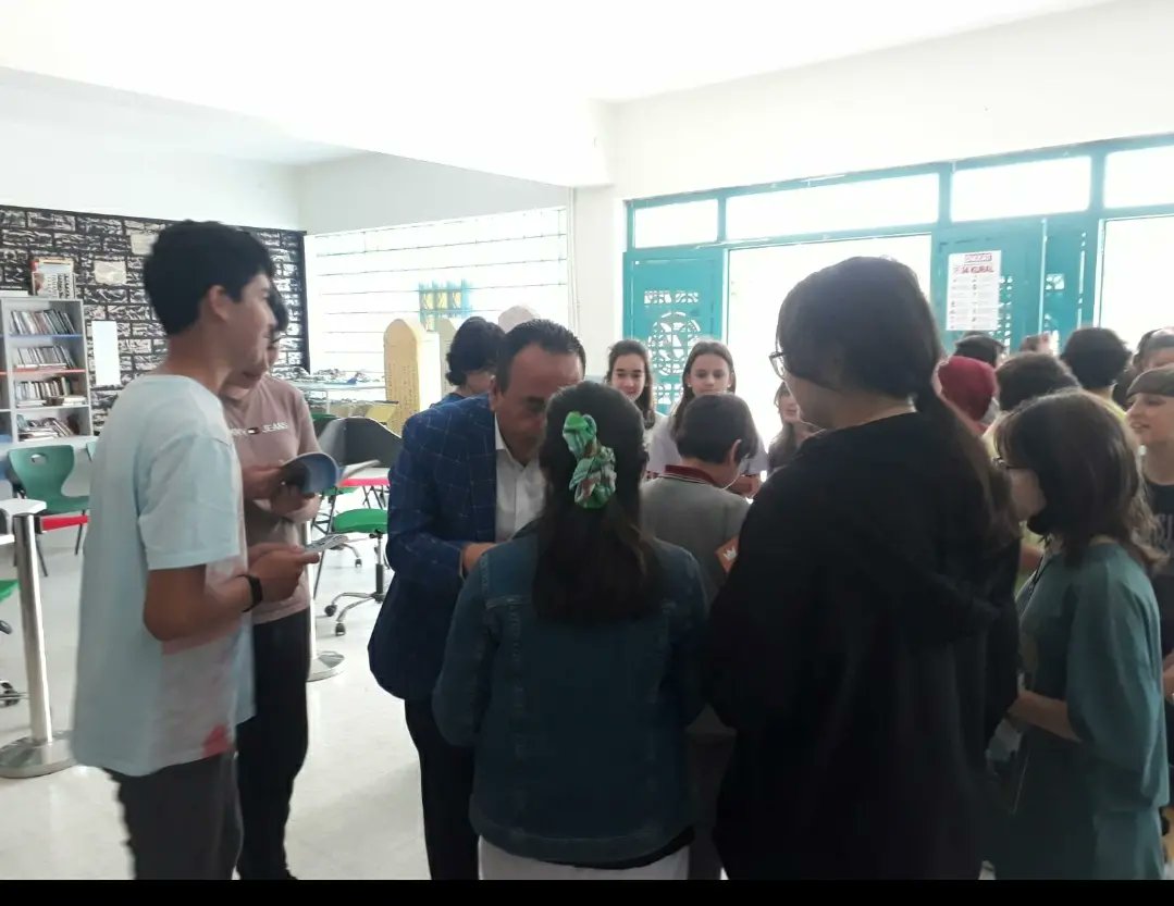 Sayın Valimiz Çetin Oktay KALDIRIM'ın himayelerinde yürütülen #KitapSakarya projesi kapsamında kitap hediyelerini öğrencilerimize ulaştırdık. Sayın Valimize şükranlarımızı sunarız.
<a href="/valicetinoktay/">Çetin Oktay Kaldırım</a>
<a href="/SakaryaValiligi/">T.C. Sakarya Valiliği</a>
<a href="/ebubekirsavasci/">Ebubekir Sıddık Savaşçı</a>
@coskunbakirtas5461
<a href="/tcmeb/">Millî Eğitim Bakanlığı</a>