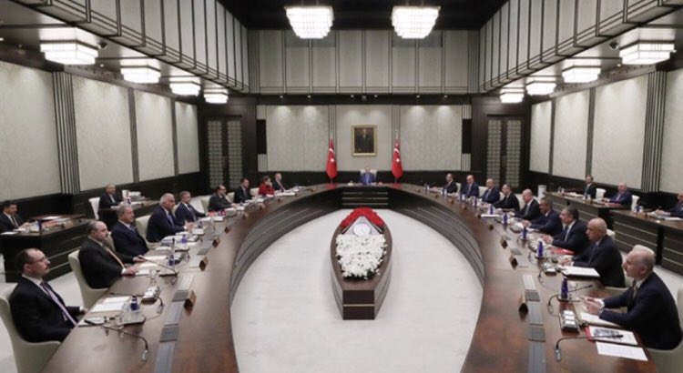 Kabine toplantısı başladı hayırlı haberler bekliyoruz…