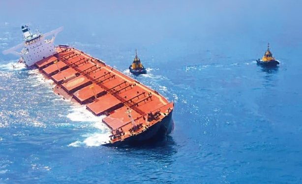 safety4sea's tweet photo. INTERCARGO published its Bulk Carrier Casualty Report 2012-2021, reporting that 27 bulk carriers of over 10,000 dwt were declared as total losses for the years 2012-2021.
#FatalityOnBoard #ShipGrounding
Read more on👉 https://t.co/g88D4mFnN8 https://t.co/Jvw7GJnBH4