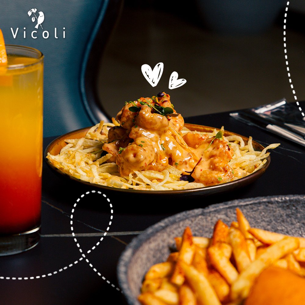 It's a good day to gather around delicious dishes with your family and friends! We're waiting for you.
.
#Vicoli #ksa #saudiarabia #saudifoodies #saudilife #riyadh #khobar #riyadhrestaurants #khobarlife #italian
.
#المملكة_العربية_السعودية #فيكولي #الرياض #الخبر