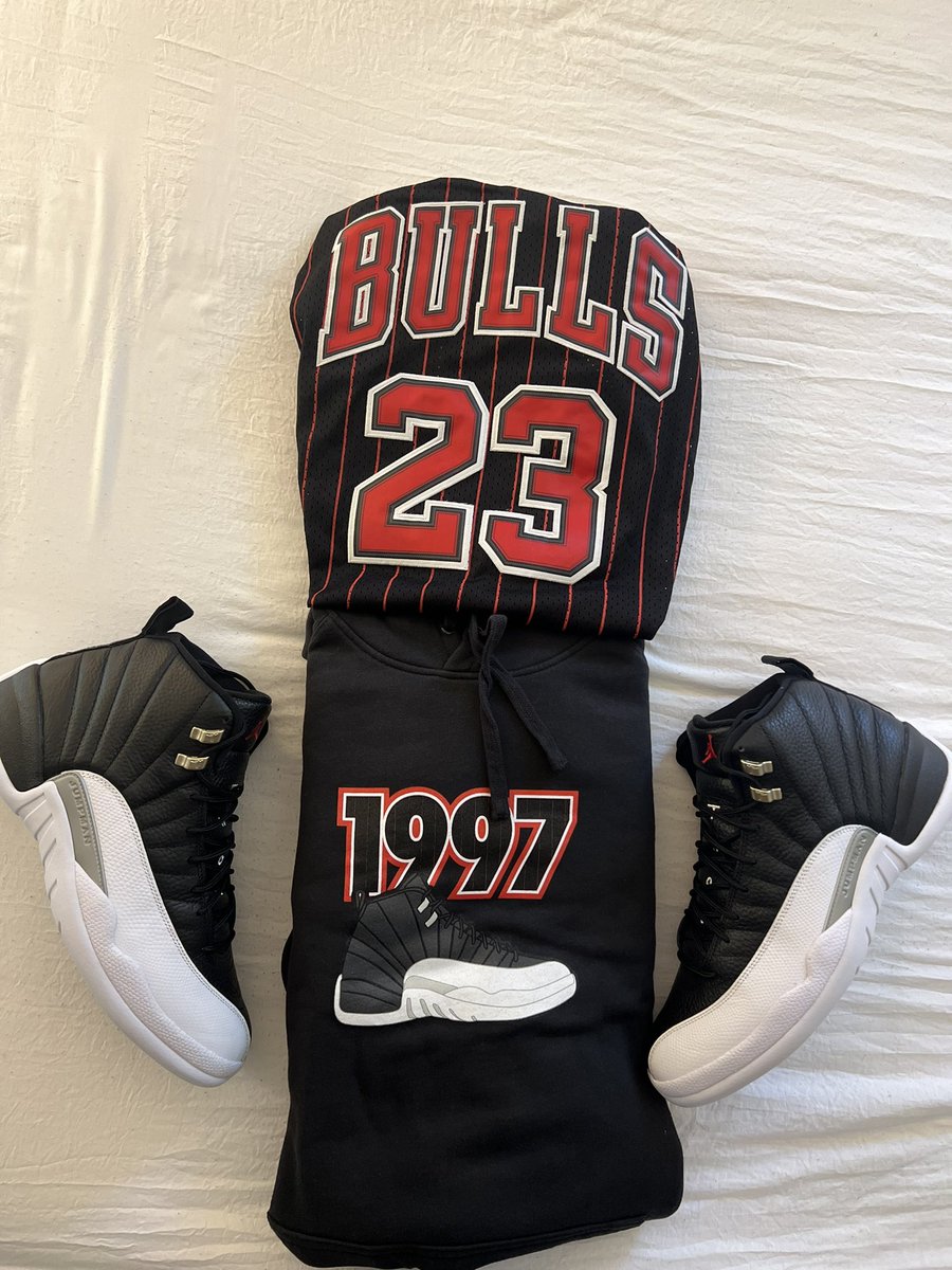 RobbieJohn236's tweet photo. Am I doing this right @Nightwing2303 @SinceApparel https://t.co/udg45qyPME