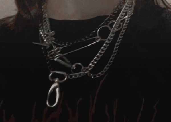 ❝Got a figure like a pin-up, got a figure like a doll. Don't care if you think I'm dumb, I don't care at all. Candy bear, sweetie pie, wanna be adored…

𝕴'𝖒 𝖙𝖍𝖊 𝖌𝖎𝖗𝖑 𝖞𝖔𝖚'𝖉 𝖉𝖎𝖊 𝖋𝖔𝖗.❞