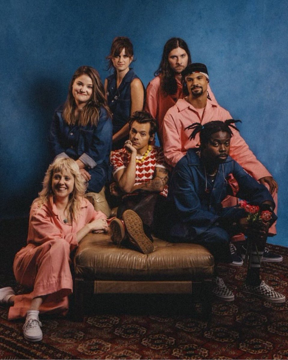 hstylespics's tweet photo. harry and his band photographed by anthony pham https://t.co/RLI15YQYVo