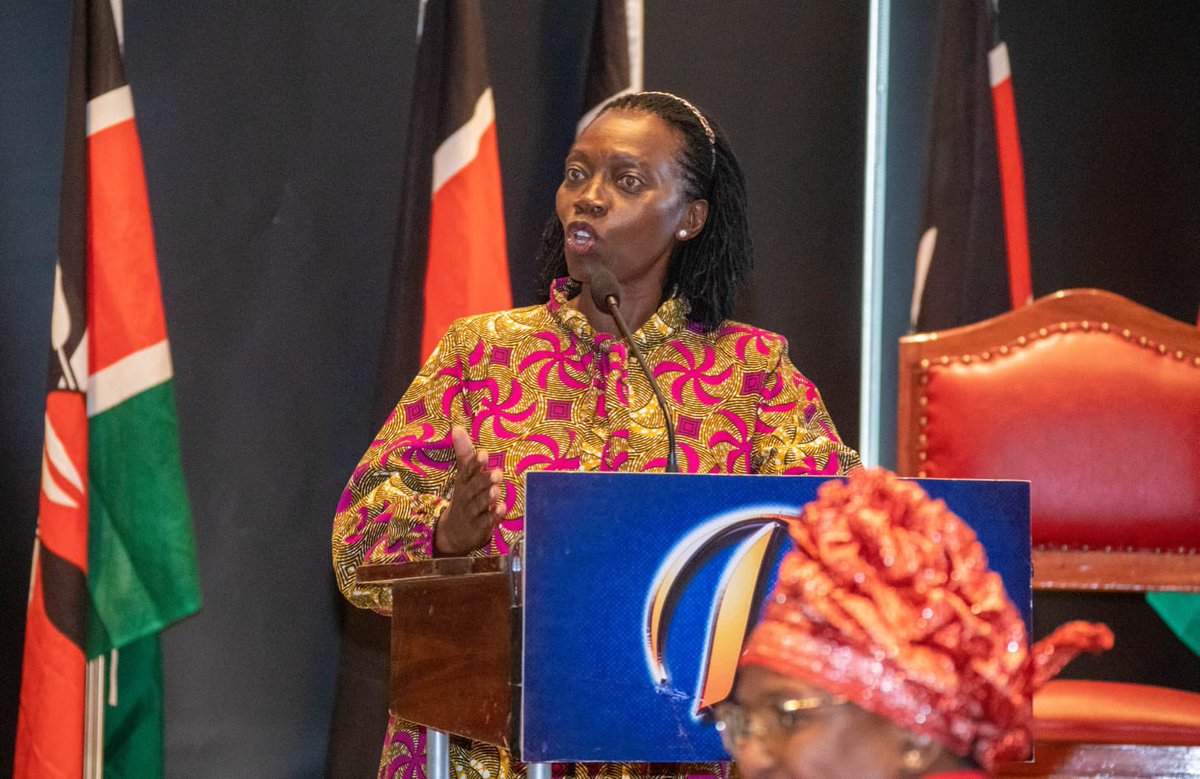 #NgiluTosha alafu madam Vice President 🇰🇪🇰🇪🇰🇪. Martha karua being called Madam Vice President will be so refreshing 😍🙌🙌🙌