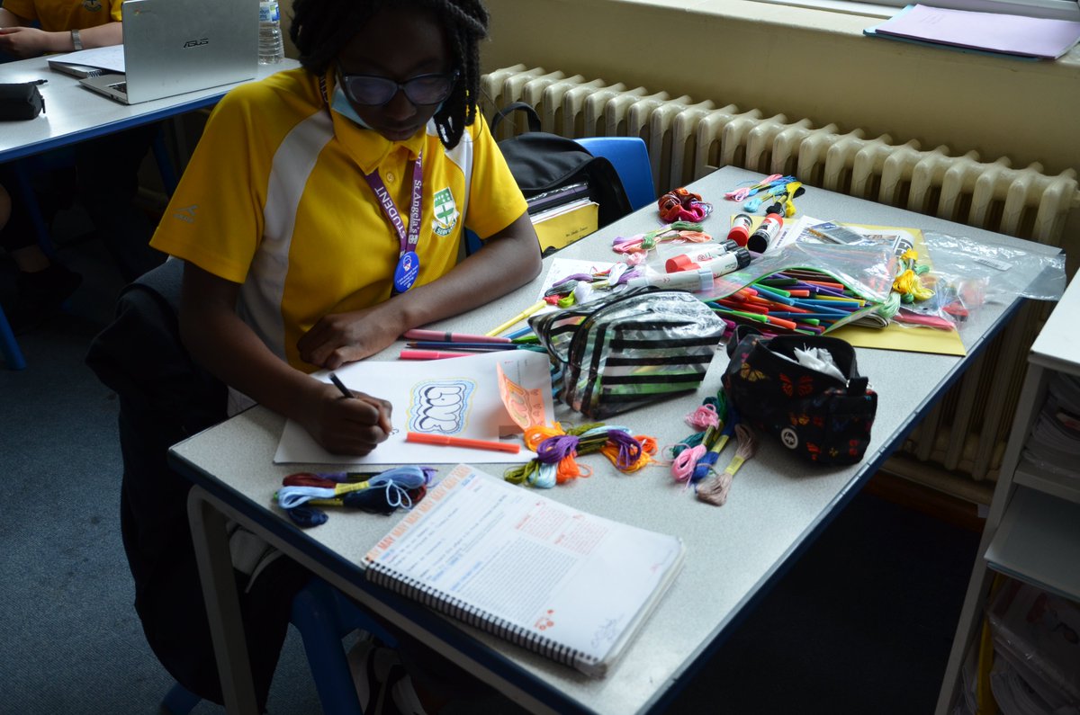 StAngelas_Sch's tweet photo. Year 8 retreat: Attitude of Grace. This morning year 8 enjoyed spending time in reflection, thinking and discussing Grace and Love. At the end made and exchanged friendship bracelets - showing love to each other.
#retreat #Catholicethos #Serviam #Grace #Love https://t.co/uB3Vtd88Bo