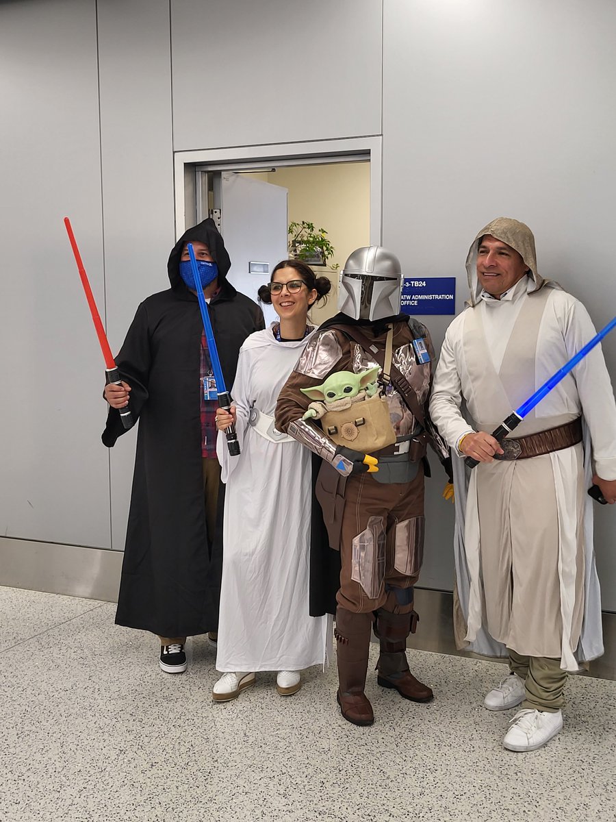 daryel_foster's tweet photo. "MAY THE 4TH BE WITH YOU" https://t.co/YG3dLe6dr4