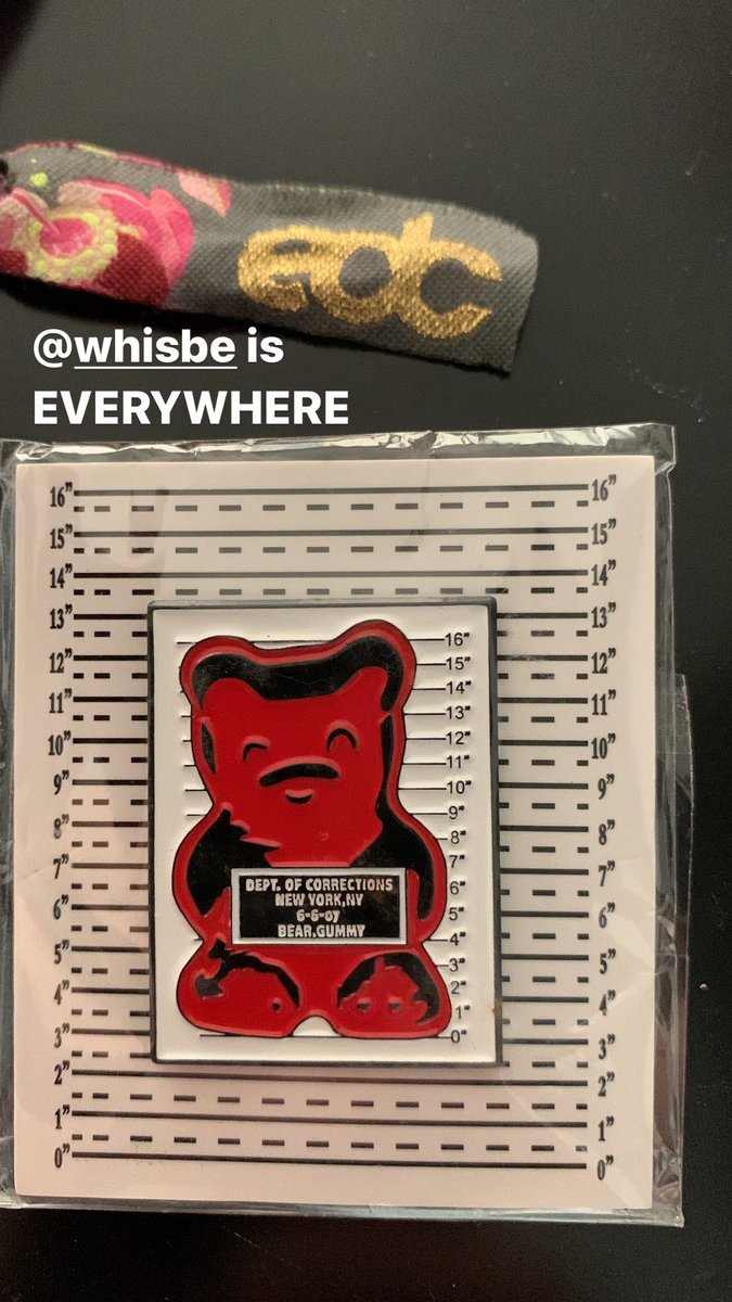 JonOpas's tweet photo. Always running into my guy @WhIsBe in all parts of the world… 6.6.22 #Vandalz #WhIsBe #WhIsBeVandalz 
@WhisbeVandalz https://t.co/oYHSelx4CC