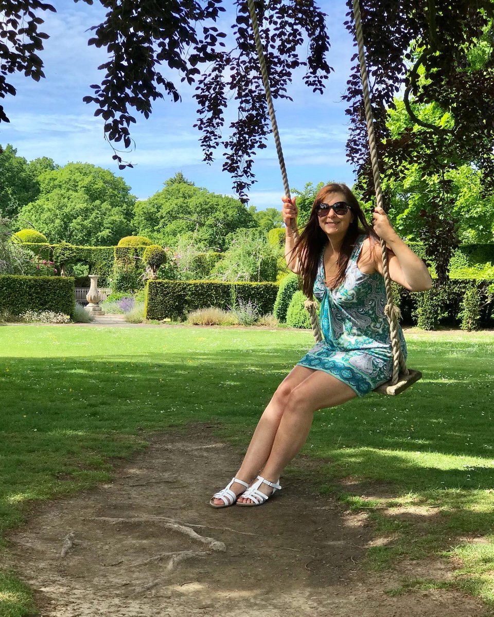 Angie - Travel Blogger at Where Angie Wanders tweet media