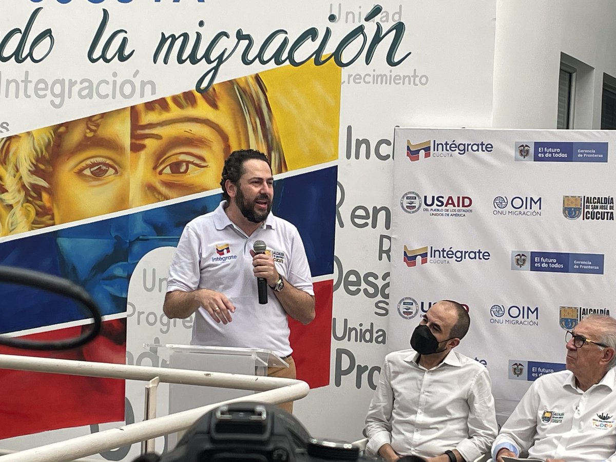 lgomez4's tweet photo. “Tenemos que seguir sembrando la migración para empezar a recoger los frutos. Este Centro es de todos, este Centro es de Cúcuta”.
#CoordinacionParaLaIntegracion #CentrosIntegrate https://t.co/Q37RgGVKQO