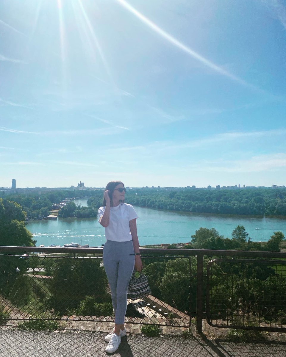 DenizzAbay's tweet photo. BELGRAD SERBİA ❤️ https://t.co/pYdTxpZmT9