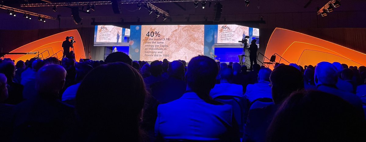 Bob_at_Alltech's tweet photo. Zoom in. Read this. Very striking from @mpl17 at #alltechone @alltech #alltecheurope https://t.co/M713noskLP