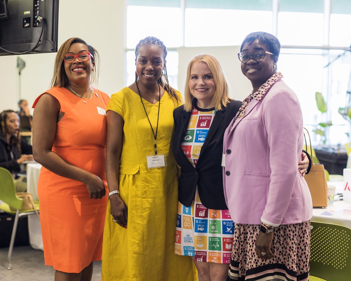 #allyship in action at #e2dot0 <a href="/PRJackson/">Paula Glover</a> Felicia Kelly with Alliance to Save Energy and Landi Spearman and <a href="/katiemehnert/">Katie Mehnert</a>