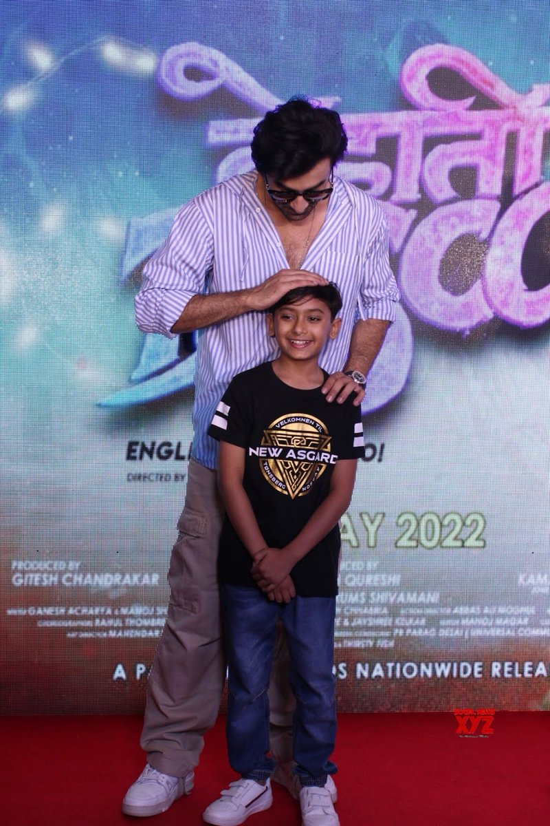 Our ⭐ #RanbirKapoor with Lil ⭐ of #DehatiDisco