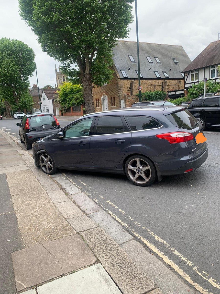 MPSRTPC's tweet photo. Kingston STT attended the scene after a driver collided with parked cars at 11am. After failing a breath test he was arrested for drink driving. At the station, after a delay at custody, he was still nearly 3 times the legal limit. #DontDrinkandDrive #Goodbyelicense https://t.co/yklNHMGXCP