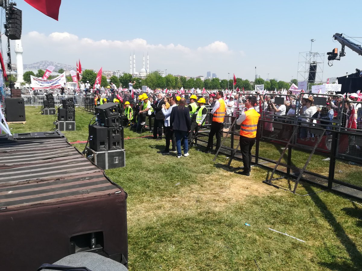 TrakyaEytSydd1's tweet photo. İnancımız,
Adanmışlığımız,
İnadımız,
Birlikteliğimiz,
Azmimiz
Ner geçen gün artarak devam ediyor.
4447 iptal edilene ve 5510 nolu yasa eski haline(🅰️🅱️🅾️) gelene kadar mücadeleye devam 
#SeçimeGitmedenEYT
@Akparti 
@MHP_Bilgi
@herkesicinCHP 
@iyiparti
@SaadetPartisi https://t.co/teFQrga8aJ