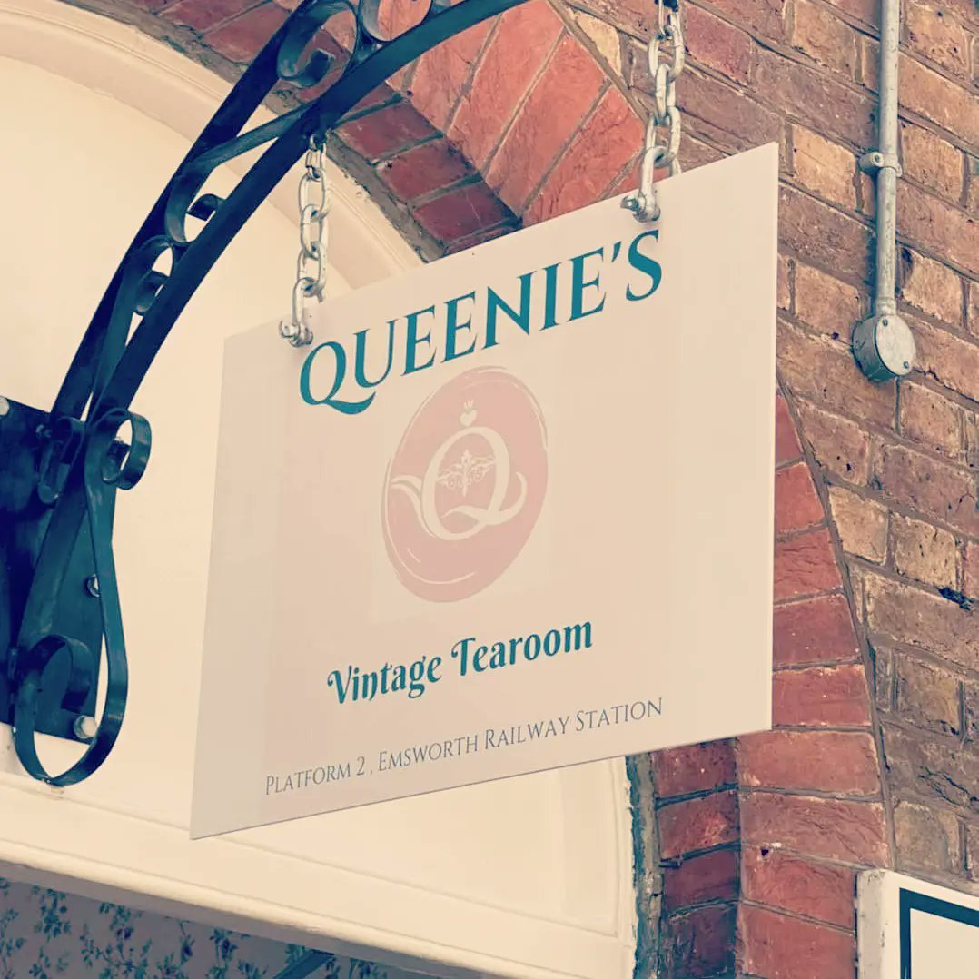 ☕️ If you’re travelling through Emsworth and fancy a cuppa… Queenie’s Vintage Tearoom has recently opened up on platform 2!

We’re thrilled to have the new tearoom, styled on the 1940s and 50s, at the station 🙌.