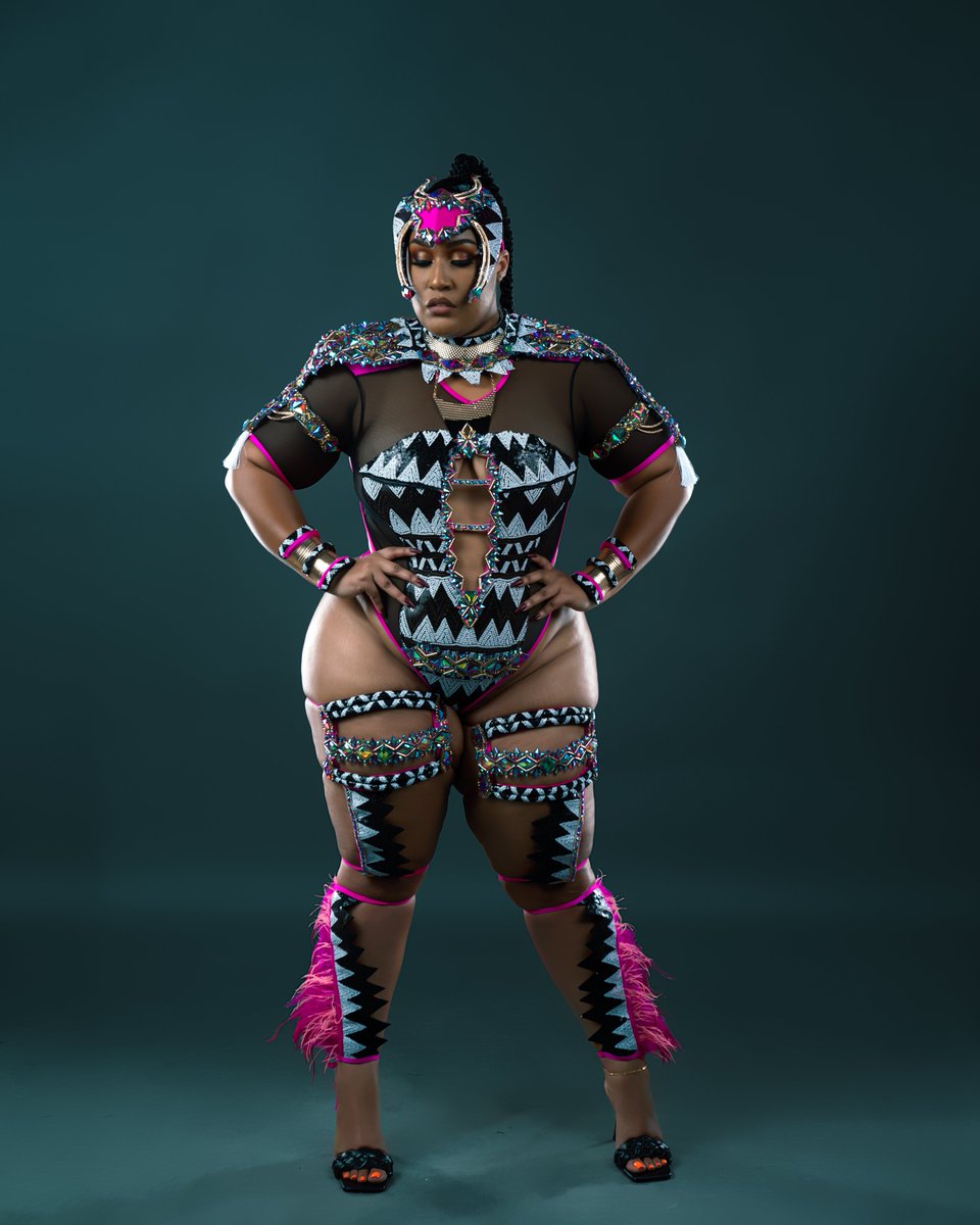 THE KEEPER |  Curvy Frontline 
Miami Carnival 2022 
Band - <a href="/freaksMas/">Freaks Mas</a> 
Photographer - @jeffreycharlesproductions  

To register, freaksnymas.com/copy-of-water-…

#EdenProductions #EdenMas #Carnival2022 #FreaksMas #MiamiCarnival #Costumes #TheFunBand