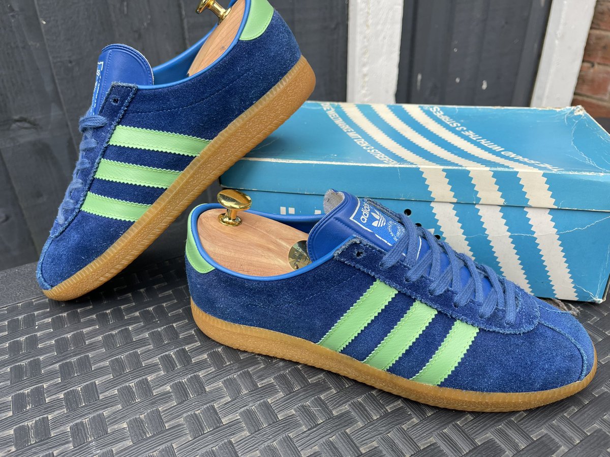waynetaylor111's tweet photo. WG Bern 💙💚💙
Gazelle
#adidasbern #Adifamily #ShareYourStripes #adidasoriginals @adidasoriginals @adidasonfoot @adiFamily_ https://t.co/qDblXbJBeP
