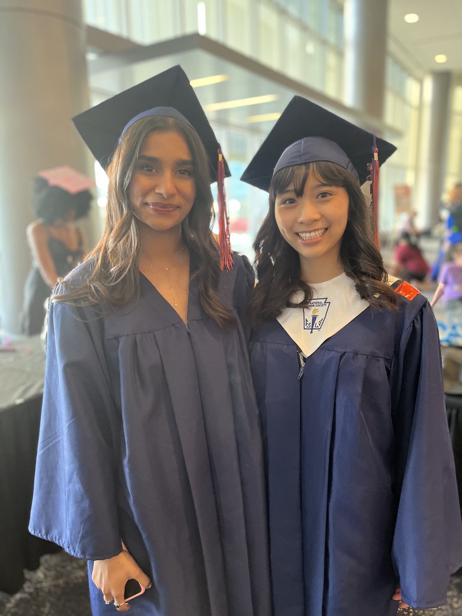 IDODI's tweet photo. Congratulations to all of our DI grads! We wish you the best of luck in your next chapter in life and we cannot wait to see the great things you will do. #DestinationImagination #DIalumni #TiedToDI https://t.co/CLz93Sf5MW