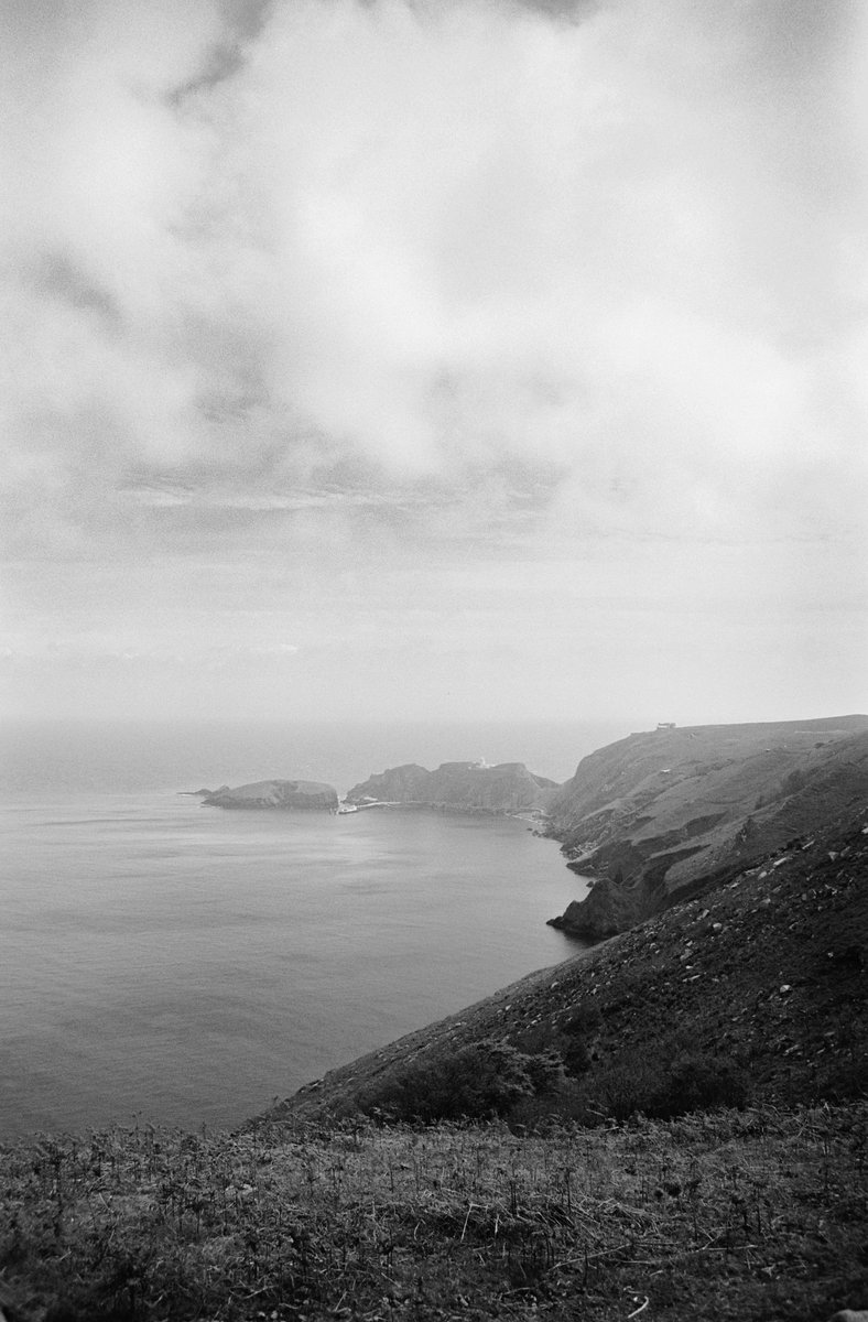 a shot of me vs the shot i got🥸
ilford xp2