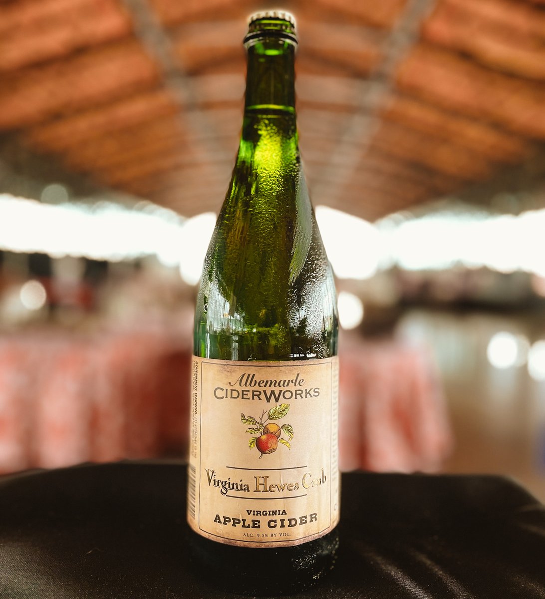 vinumpilgrim's tweet photo. The VA Governor's Cup by @VAWine was a time to celebrate Virginia wine, cider and the makers behind them!

Get the award-winning Virginia Hewes Crab cider from @AlbCiderWorks before they sell out!

#youcansipwithus #virginiawine #vawine #virginiahewescrab #vacider #vagovernorscup https://t.co/nwCvpqwiAx