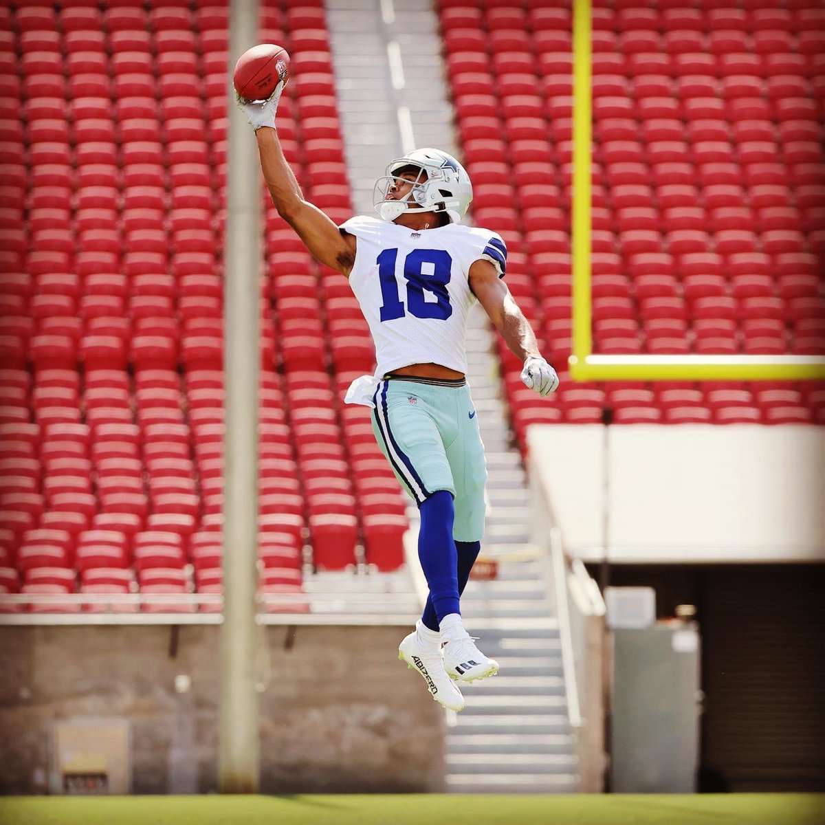rjochoa's tweet photo. Dallas Cowboys wide receiver Jalen Tolbert

(📸: @kevinjairaj) https://t.co/cvAFYHSgge