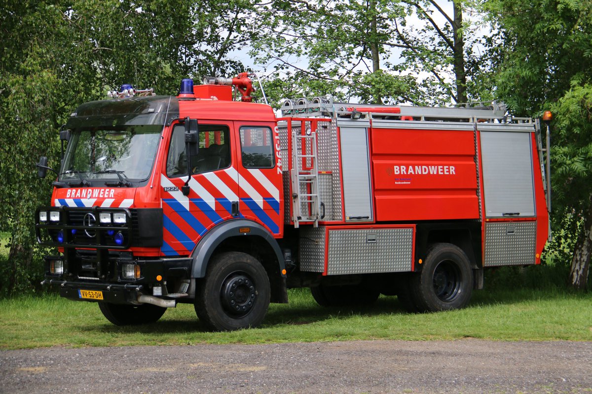 MichaelHuising's tweet photo. 4x TST van de @bosbrandweer in #Niebert
01-3941 t/m 01-3944
#peloton #50jaarbosbrandweer https://t.co/JL36wS3ibl