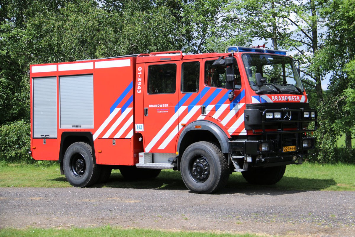 MichaelHuising's tweet photo. 4x TST van de @bosbrandweer in #Niebert
01-3941 t/m 01-3944
#peloton #50jaarbosbrandweer https://t.co/JL36wS3ibl