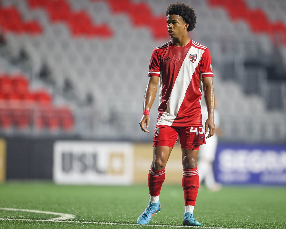 Kristian Fletcher made his second appearance in a row for Loudoun United last night after making his professional debut on May 14th.  

Big things ahead for the 16-year-old.