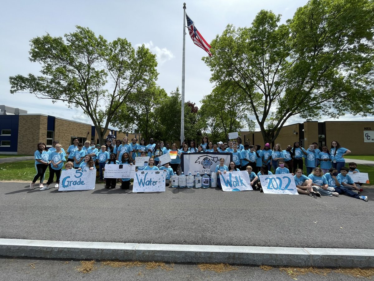 NeilArmstrongES's tweet photo. Our STARS SHINE! We raised $3,912 for the Ugandan Water Project. The initial goal was $1,800 but our community came together for such a good cause and more than doubled the goal. #GCcares #ArmstrongStars https://t.co/cszAYHJWQd