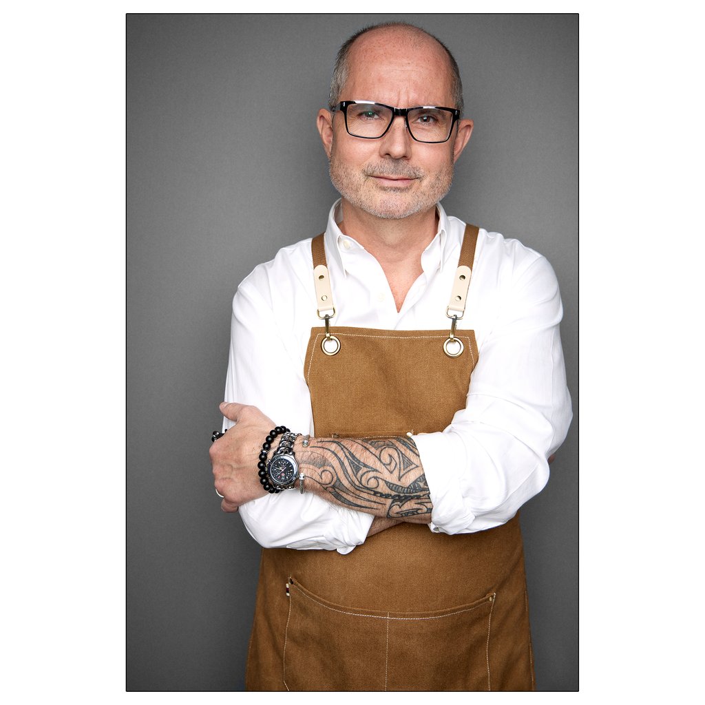 msansonephoto's tweet photo. Jason. 
2021.

https://t.co/6UIjNeaDrR

#chicagoheadshots #portraitphotography #chicagophotographer #chicagochef https://t.co/6N4vbZxSDN