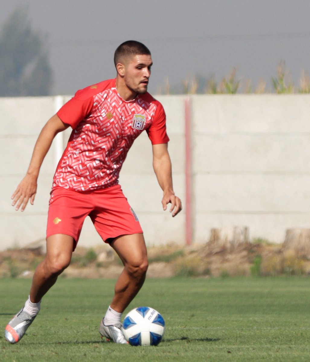 Están en acuerdo. Luego de un par de conversaciones, entre el Repr. (Gabriel Camacho) de Agustín Nadruz, y <a href="/curicounidocdp/">#Elclubdesugente⚪🔴</a>, estos habrían acordado la renovación del contrato del buen volante Uruguayo. El vínculo sería hasta fines del año 2023,que incluye cláusula de salida.