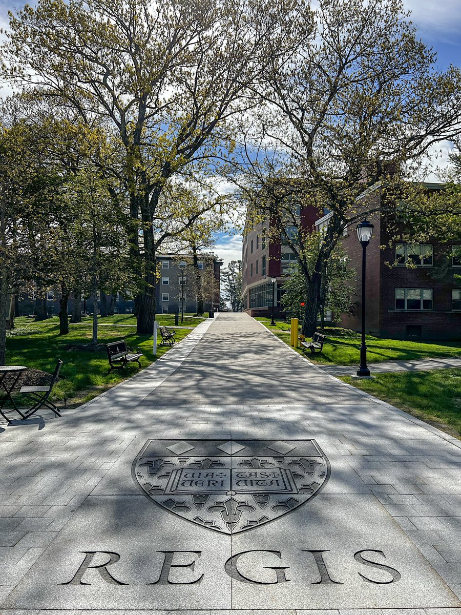 The temperature may have cooled down today but the views on campus are still 🔥