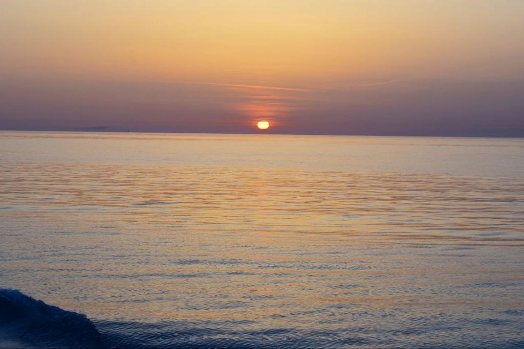 AbedHassoun's tweet photo. I ❤️ 🌅

#RVBelgica #TalPro2022 https://t.co/7F7HwI8ScG