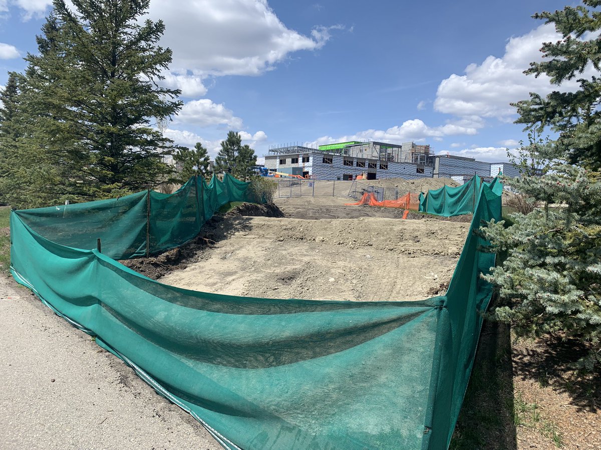 YYCNorthHigh's tweet photo. MAY UPDATE: Beautiful day to walk around the school… #yycNorthHighBUILD 
#TeenageTsunami 🌊 #yyc #NorthernHills #CoventryHills #WeAreCBE #abed https://t.co/NP6Yl81vTU