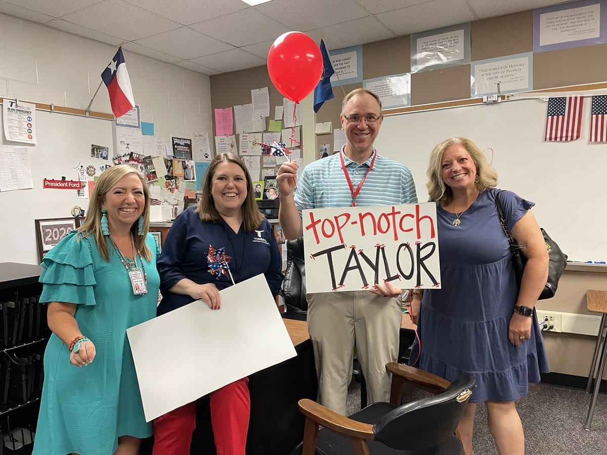 TISD_SS's tweet photo. We love to celebrate amazing educators like the @TISDTHS USH team!  They increased STAAR scores in all areas! Congrats To the team and students! @TISD_SS @TomballISD https://t.co/7sOrLW7Su1