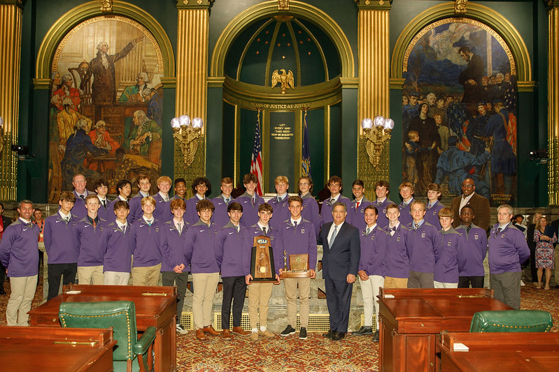 Senatorcosta's tweet photo. Today, I welcomed the Winchester Thurston Boys Soccer Team to the PA Senate.

This group of fine young men &amp; their outstanding coaching staff won the PIAA Single A State Championship with an overtime victory against the defending state champions Faith Christian School. https://t.co/kYk3cEIJHk
