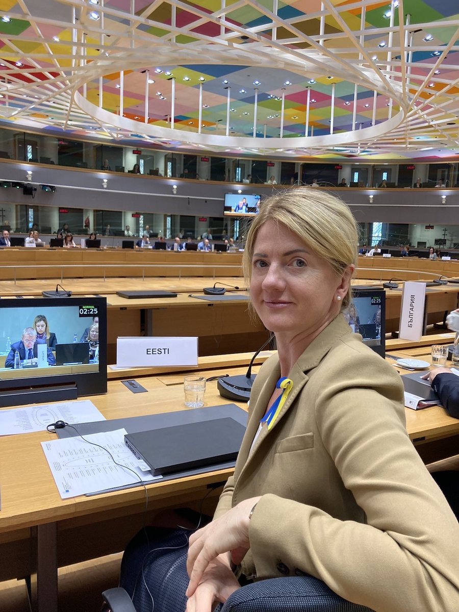 eliimets's tweet photo. Today @GAC focused on the urgent need to agree on 6th sanctions package against Russia as well as strenghtening  #EU support to 🇺🇦, including funds for 🇺🇦 refugees.
Also discussed May #EUCO, follow-up to #CoFEU &amp; #Article7 procedure with 🇭🇺. https://t.co/I2ZwpNn780