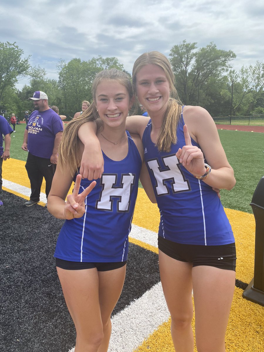 HHSTRACK2016's tweet photo. Maya Wright and Emily Wright go one-two and PR to qualify for state. https://t.co/5tOJvY1BVv
