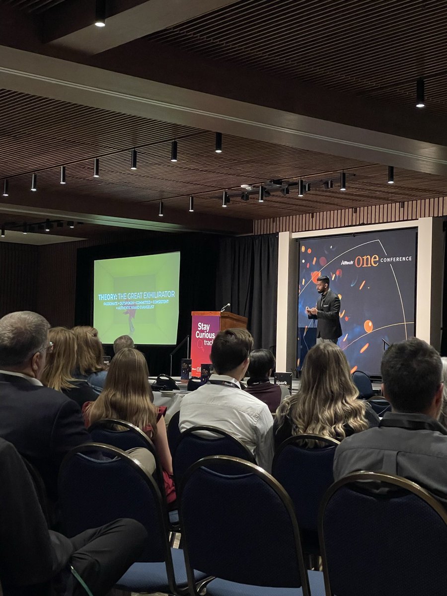 celseyc's tweet photo. What’s your personal brand? Are you a brand evangelist? Hearing the truth bombs from @HamzaK @ the @Alltech #alltechone conference https://t.co/j2CfZ114rt