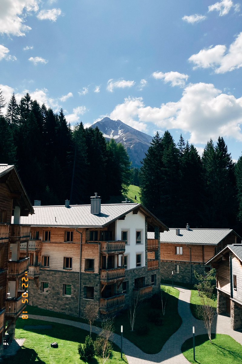 callumpolak's tweet photo. Had a great time working in Davos last week. Such an incredible place to be 🇨🇭 https://t.co/DZk1mGAucc