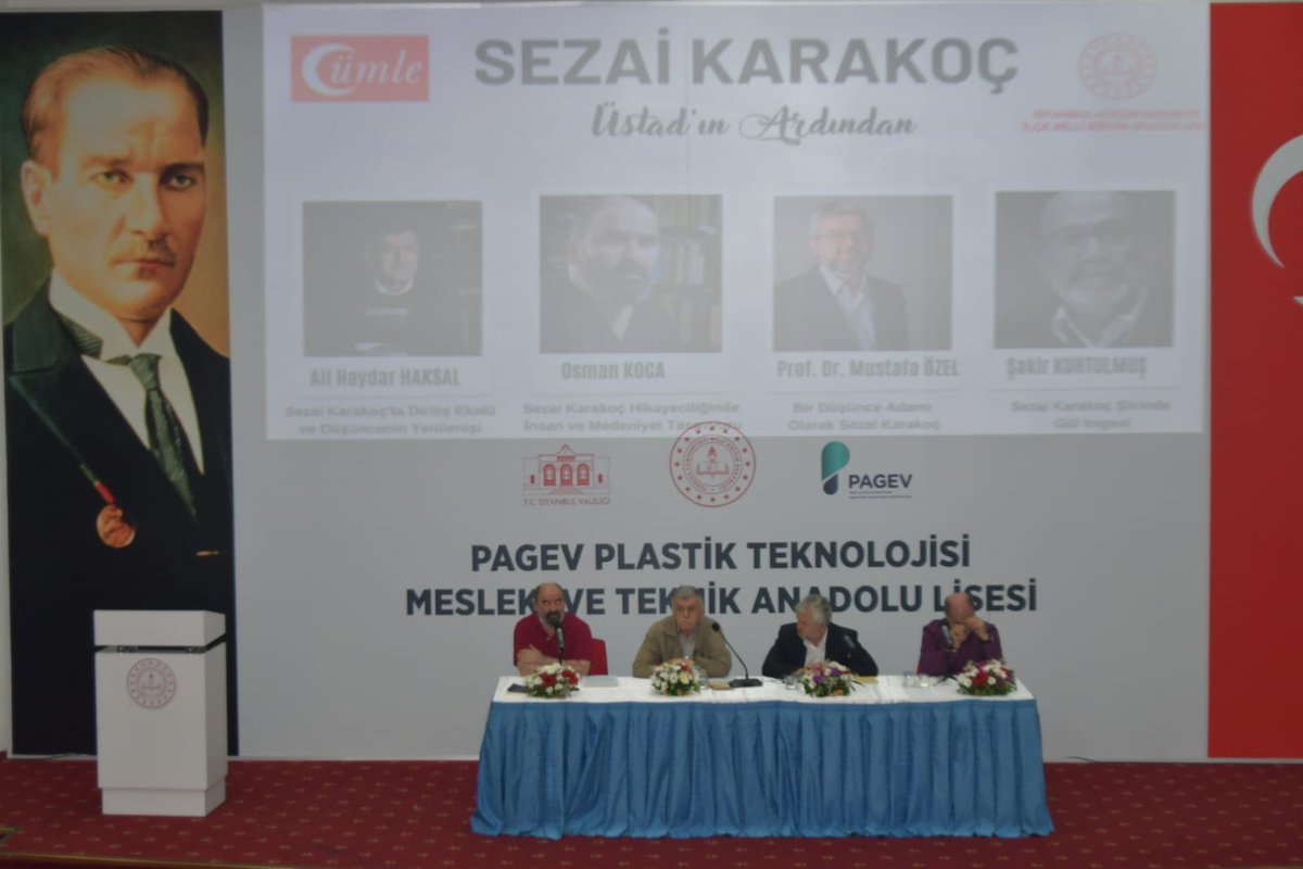 İlçemiz edebiyat, kültür ve sanat dergisi #CümleDergisi’nin tanıtımı ve Sezai Karakoç Üstadın Ardından panelimize katılımlarıyla bizleri onurlandıran <a href="/osmankoca75/">Osman Koca</a>, <a href="/HaksalAliHaydar/">Ali Haydar Haksal</a>, <a href="/kurtulmus_sakir/">Şakir Kurtulmuş</a> ve <a href="/h_mustafaozel/">Mustafa ÖZEL</a> hocalarımıza çok teşekkür ederiz.