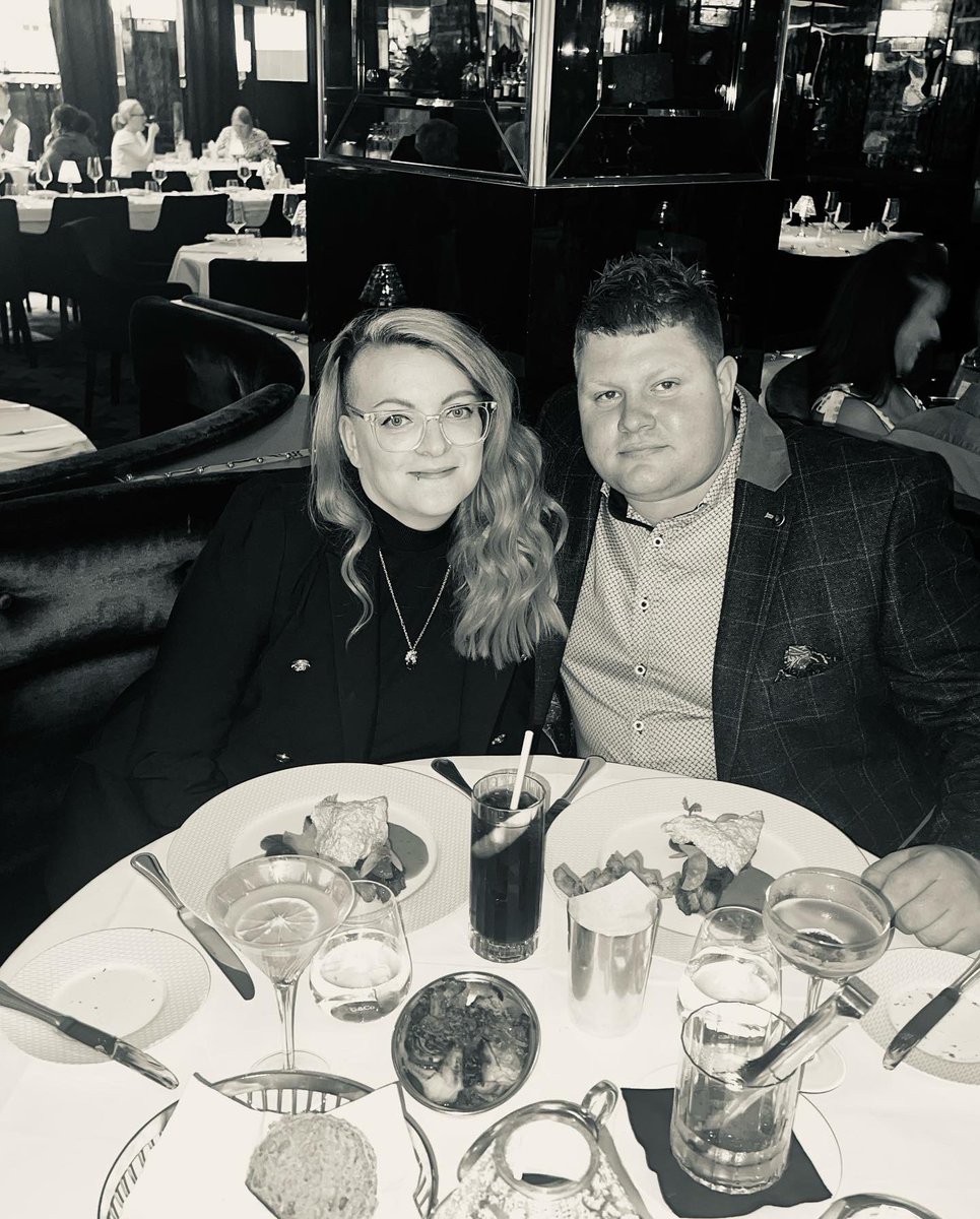 MatthewRBird's tweet image. Incredible meal at the Savoy - @GordonRamsay really fantastic food👌🏻👌🏻👌🏻 - It has been an awesome few days with my partner in crime my beautiful wife 😎 #thesavoy #thesavoygrill #london @TheSavoyLondon